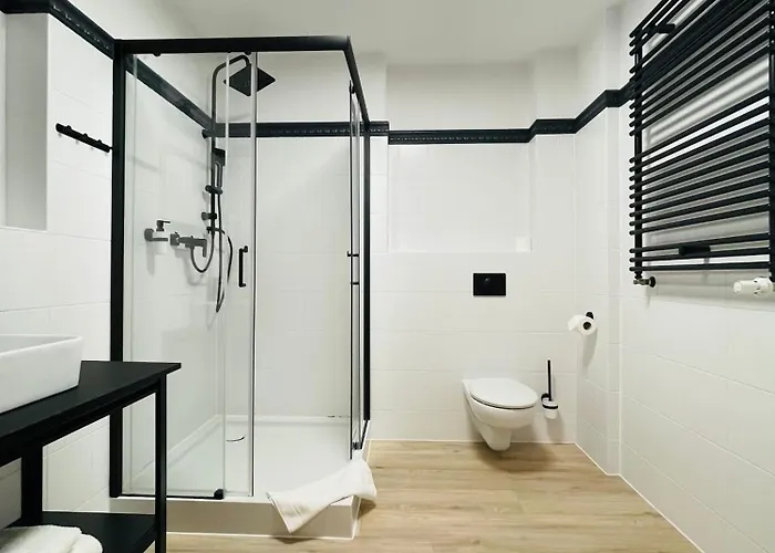 Aparthotel Boutique Hotel's Kwiska - Legnicka 3*