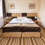 Apart Otel Boutique Hotel's Kwiska - Legnicka 3*