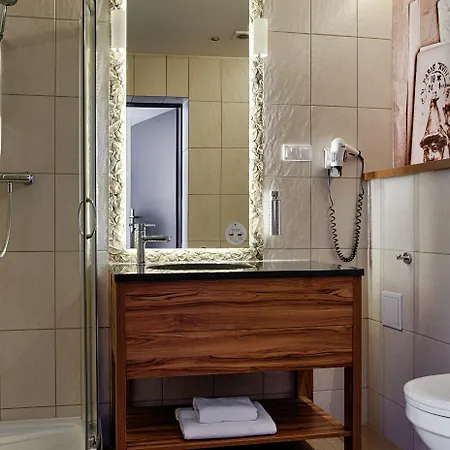Boutique Hotel's Kwiska - Legnicka فروتسواف