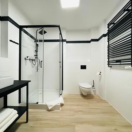 Hotel apartamentowy Boutique Hotel's Kwiska - Legnicka 3*