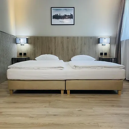 Boutique Hotel's Kwiska - Legnicka فروتسواف
