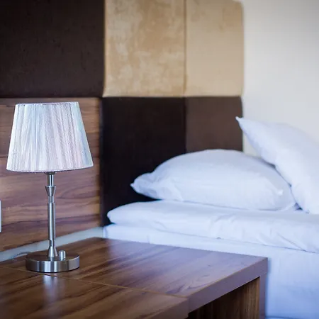 Hotel apartamentowy Boutique Hotel's Kwiska - Legnicka Wrocław