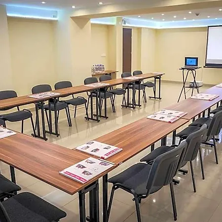 Aparthotel Boutique Hotel's Kwiska - Legnicka 3*