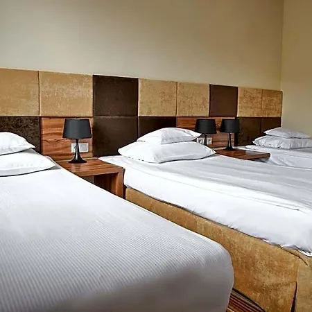 Aparthotel Boutique Hotel's Kwiska - Legnicka 3*