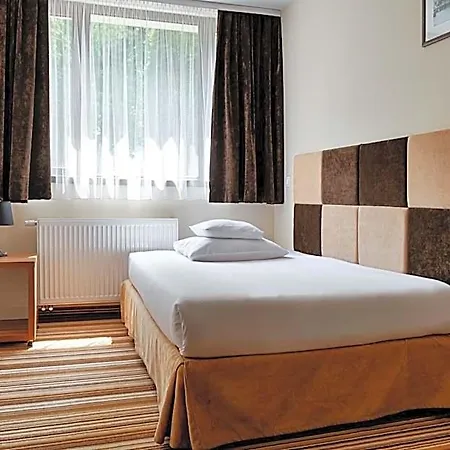 Boutique Hotel's Kwiska - Legnicka 3* Вроцлав