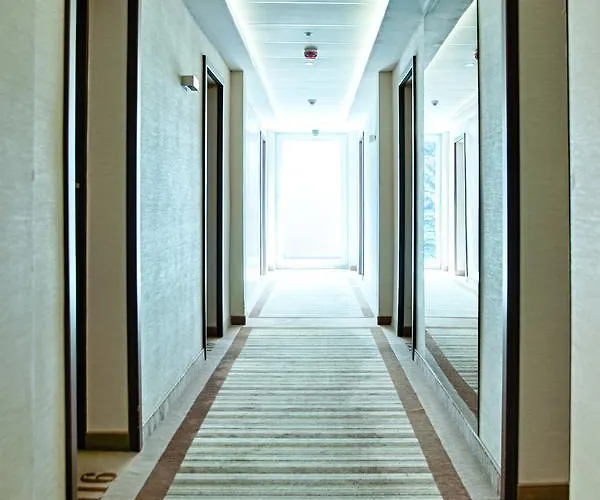 Aparthotel Boutique Hotel's Kwiska - Legnicka 3*